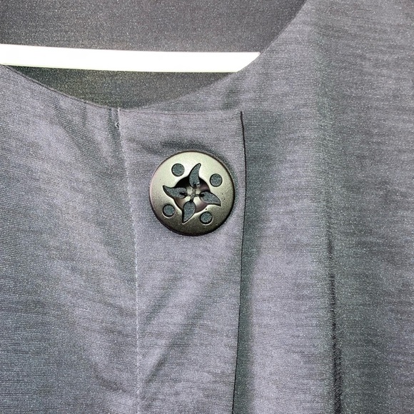 Red Coral Elegant Blue Tunic Top with Flowing Silhouette - Picture 4 of 14